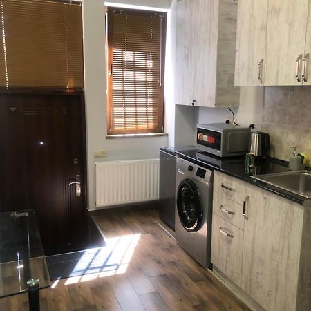 La Guest House Yerevan Bagian luar foto